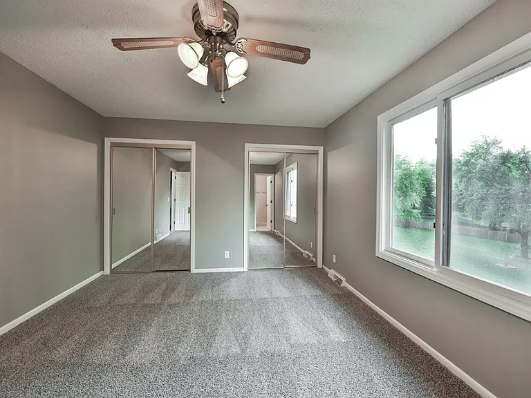 15565 Shirley Cir — Photo 11