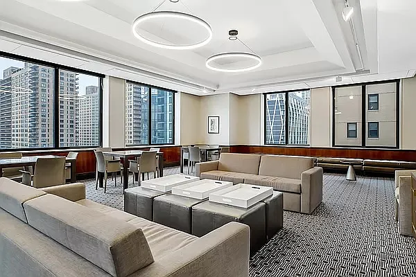 Rented by A & I Broadway | media 4