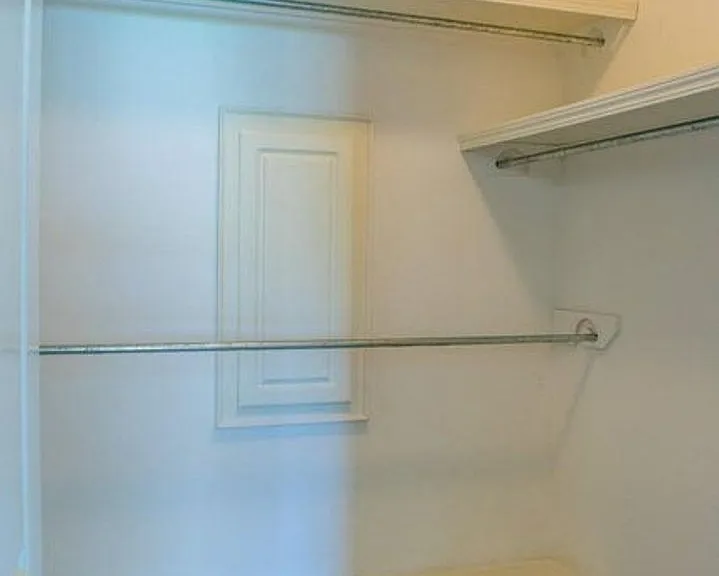 216 Buttonwood Ln — Photo 17