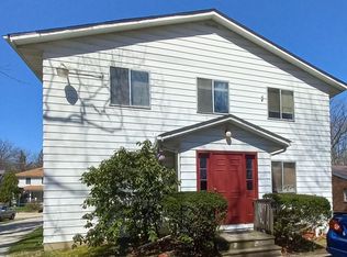 1371 Forest Glen Dr #4, Cuyahoga Falls, OH 44221