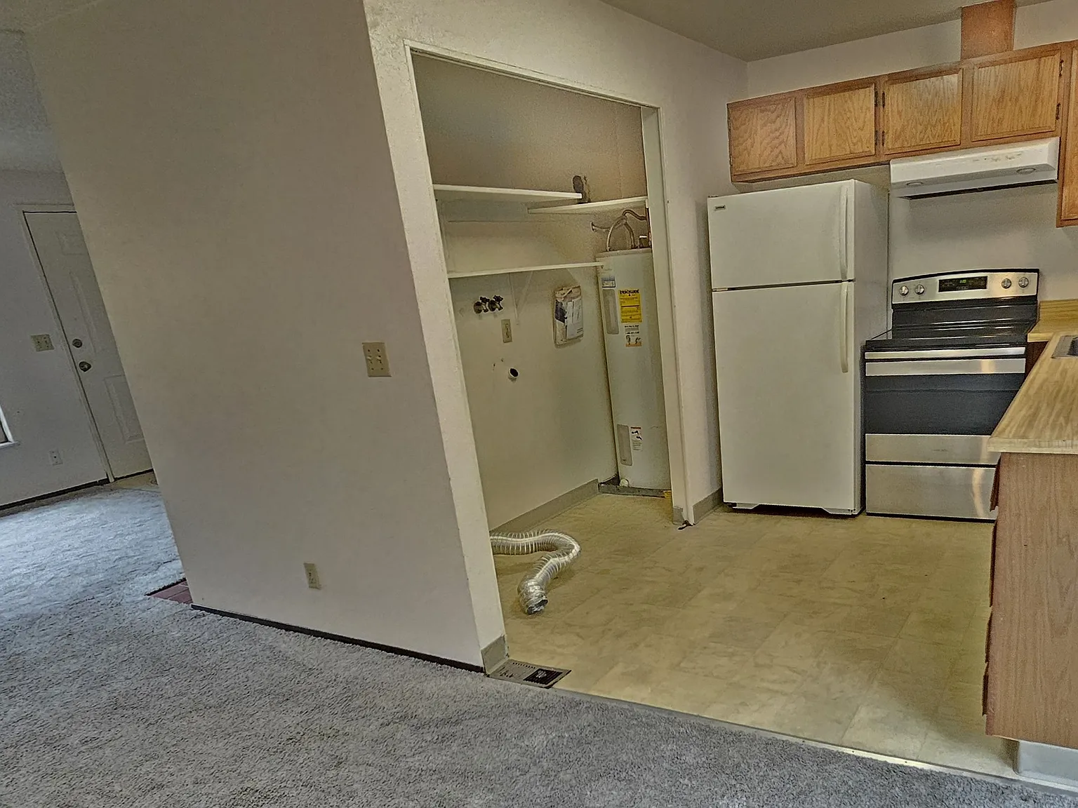 2 bed, 1200 sqft, $1,750 — Photo 3
