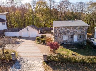 3 Woodside Ave, Danbury, CT 06810