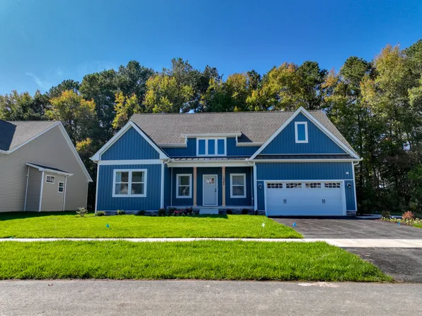 The Ivy - TV Plan, The Vines of Sandhill