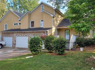 2401 Chauncey Ln SW, Marietta, GA 30064