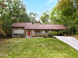 108 Woodridge Ln, Oak Ridge, TN 37830