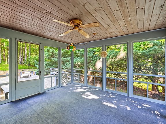 4th image of 4 Ladyslipper Ln