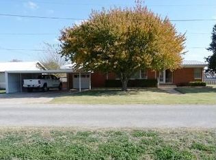 421 S Walnut St, Temple, OK 73568