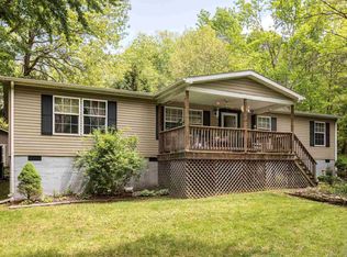 13657 Woodpecker Dr, Grottoes, VA 24441