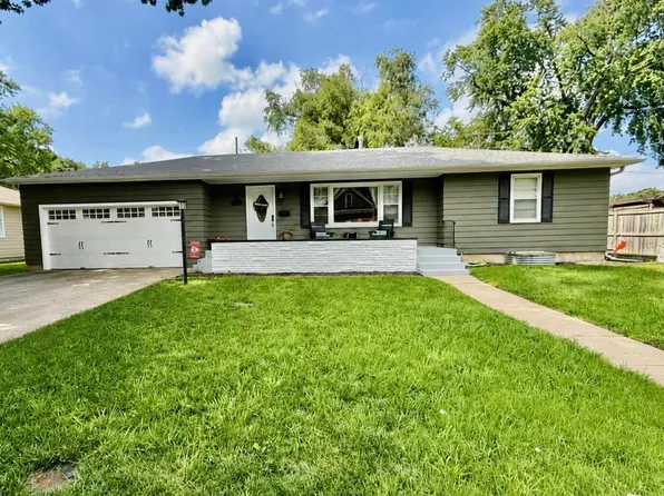 106 NW 11th St, Abilene, KS 67410