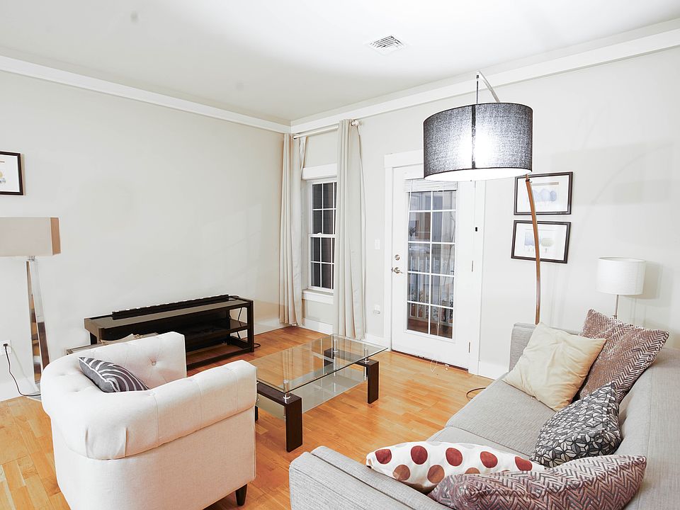 1st image of 54 Loomis St Unit 2101