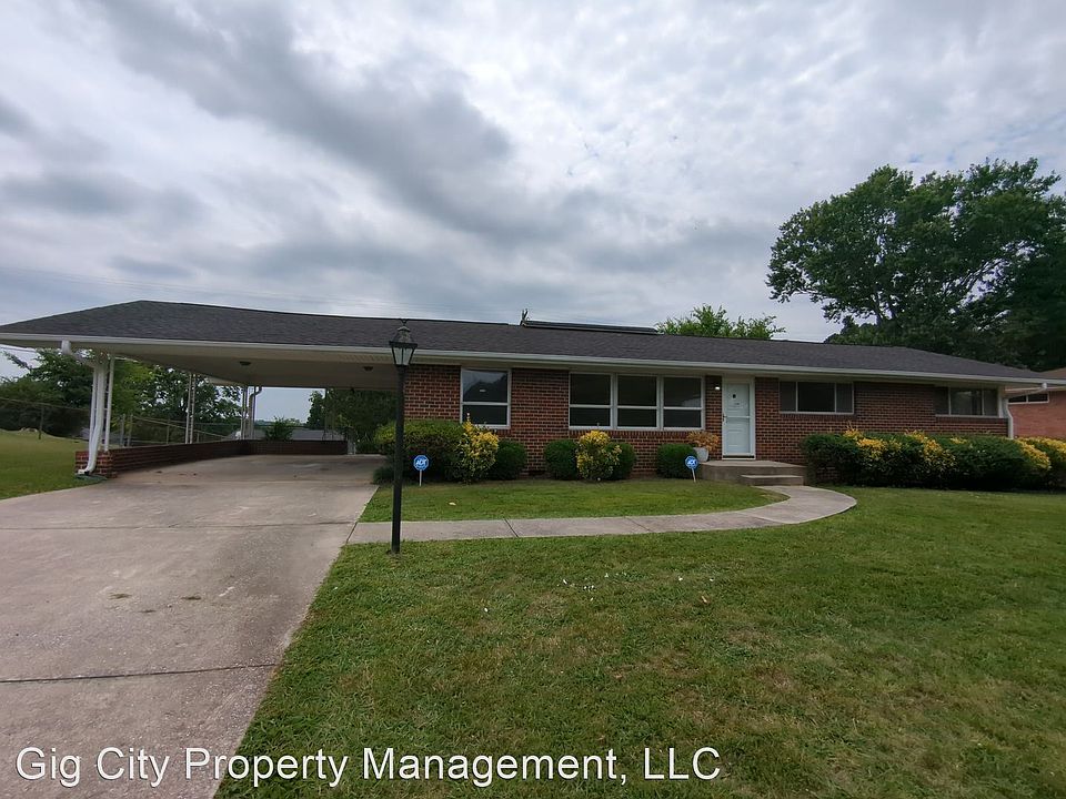 1st image of 4808 Shorewood Dr