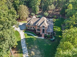 143 Greenbay Rd, Mooresville, NC 28117