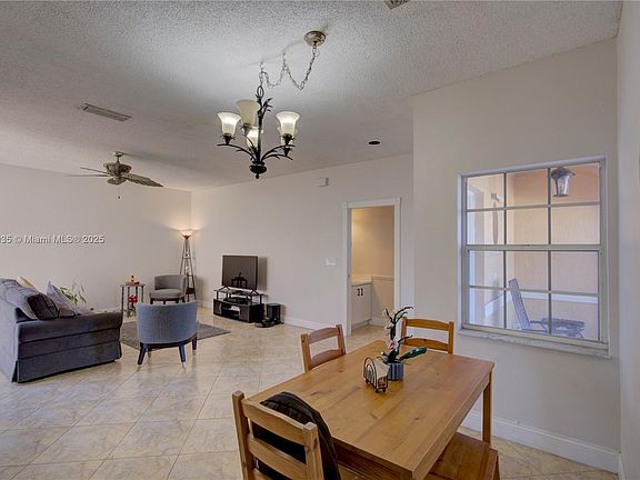 5th image of 17946 SW 10th Ln #17946