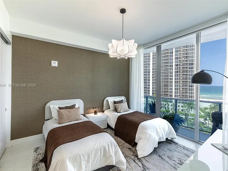 17550 Collins Ave #703 — Photo 29