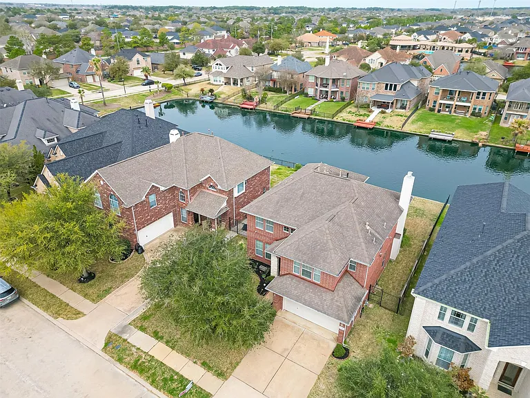 18118 Billabong Crescent Ct — Photo 49