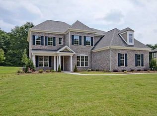 450 Scott Farm Dr, Powder Springs, GA