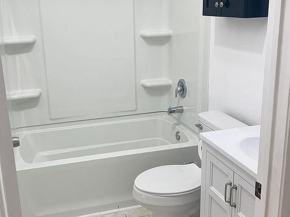 guest bathroom (bathroom2). access from hallway.