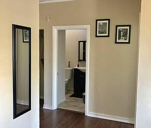 4th image of 2500 Fillmore St #2