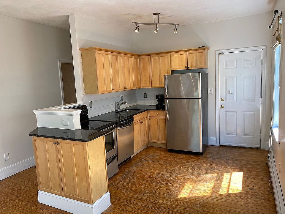1st image of 73 Evergreen St #1