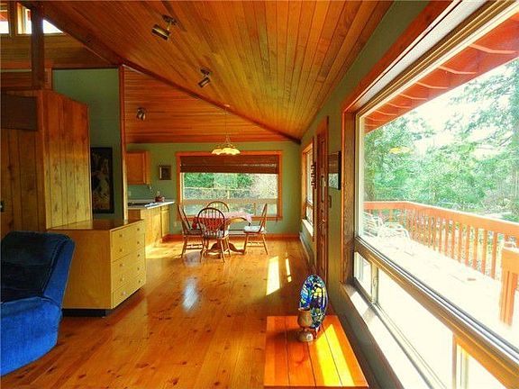 4th image of 926 S Utopia Ln