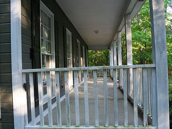 5th image of 3675 Lee Road 179