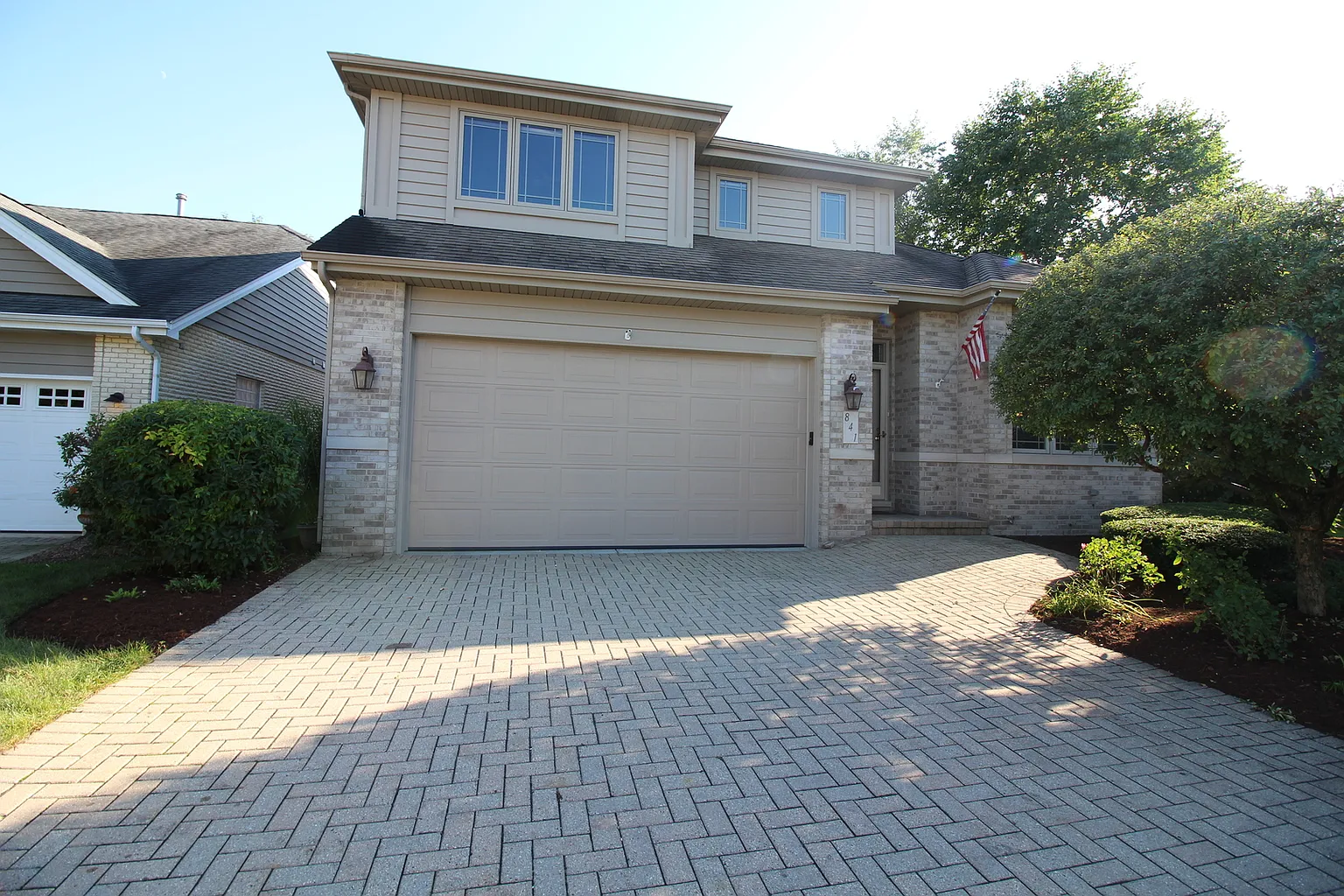 841 Turnberry Ln photo 1