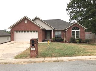 1112 Heights Rd, Benton, AR 72019