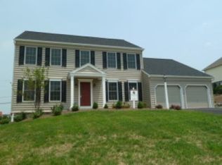 631 Mountain Laurel Ln, York, PA 17402