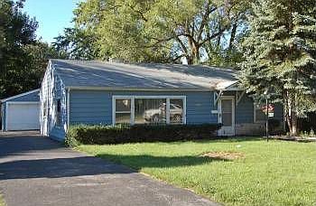 1st image of 221 E Hawthorne Blvd