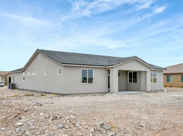 1582 Mazuma Ct, Moapa Valley, NV 89021