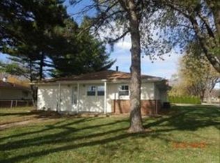 2000 Central Rd, Hoffman Estates, IL 60008