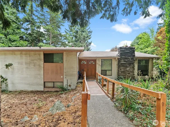 6123 110th Avenue SE, Bellevue, WA 98006