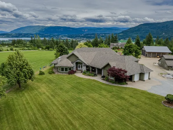 6500 15th Ave SW Unit 1, Salmon Arm, BC V1E 3B3