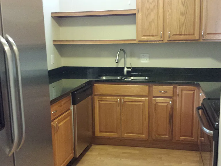 430 N Washington Ave — Photo 2