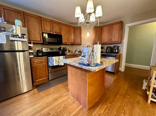 184 Saint Paul St #3, Brookline, MA 02446