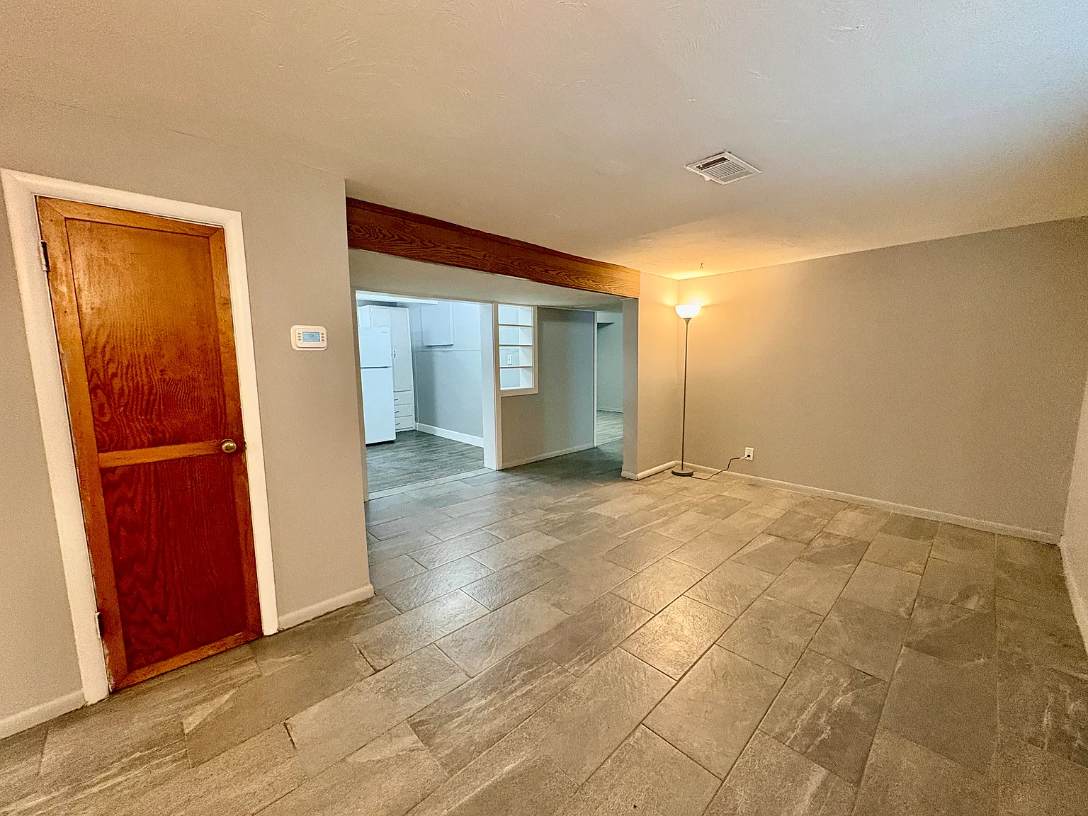 3 bed, 1100 sqft, $1,059 — Photo 3