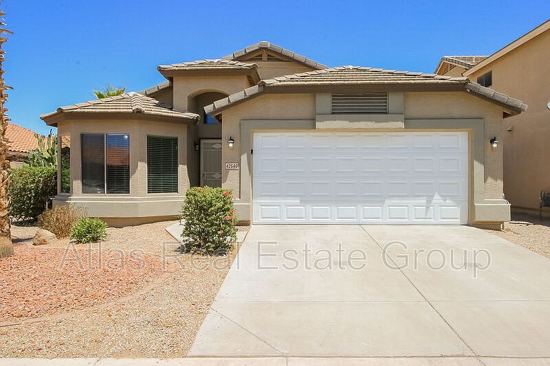 1st image of 42540 W Bunker Dr