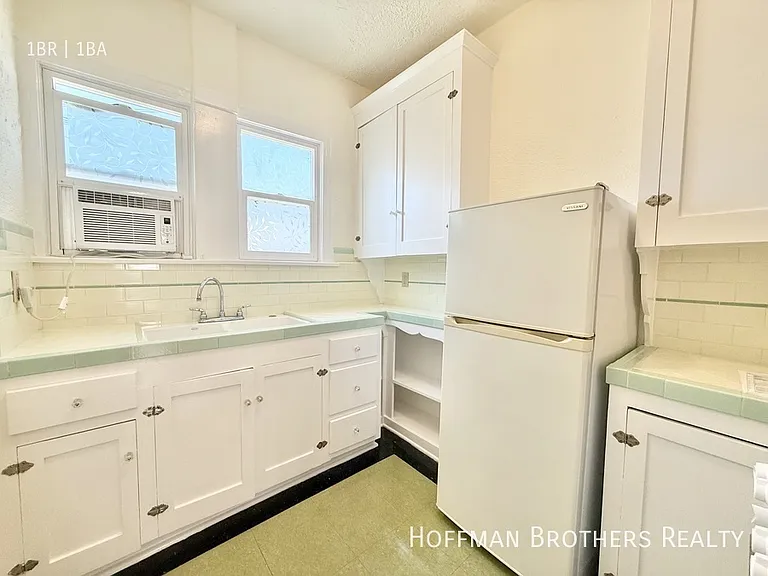 5953 Barton Ave — Photo 2