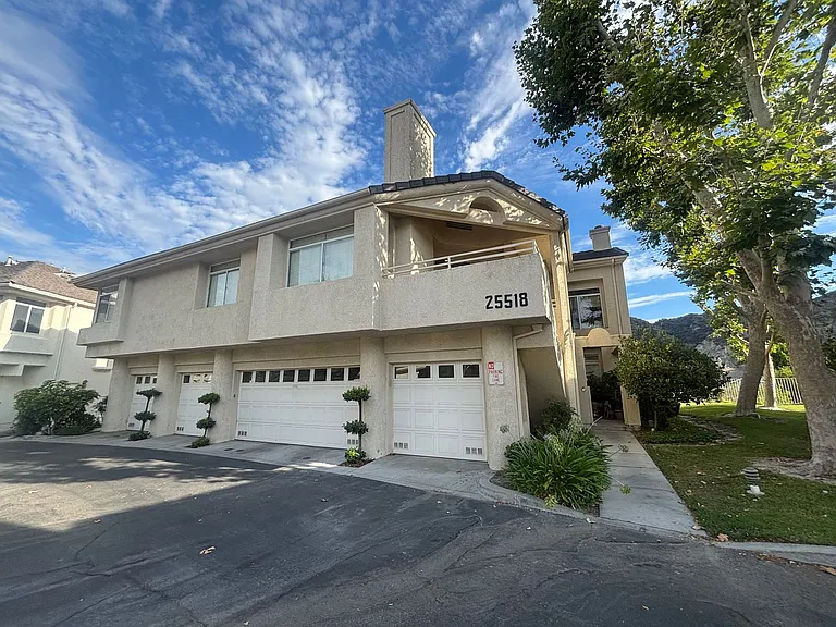 25518 Hemingway Ave #D — Photo 1