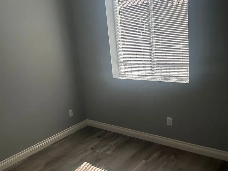 16534 Arrow Blvd — Photo 28