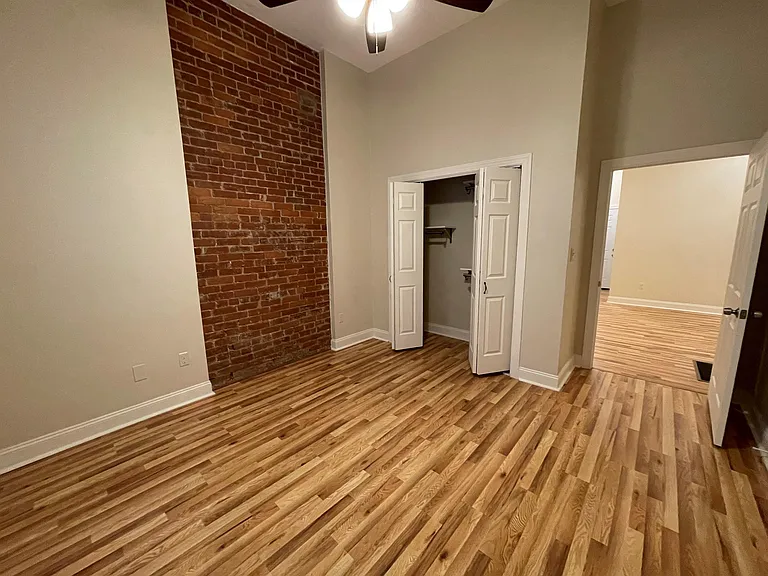 4028 Liberty Ave #1 — Photo 12