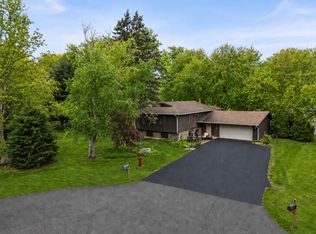 2 Faro Ct, Oswego, IL 60543