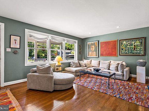 5th image of 6208 Beachway Dr