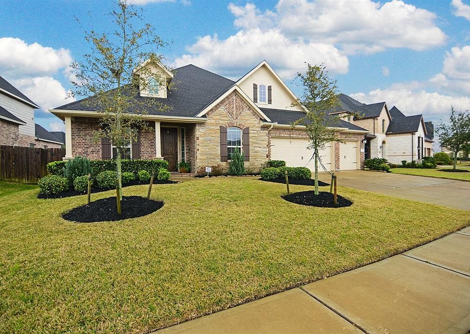 1st image of 19839 Quarry Stone Ln