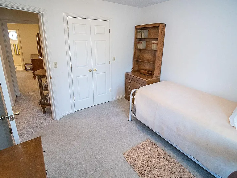 7844 Crystal Ct — Photo 7