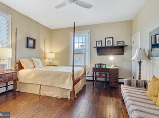 1571 N Valley Rd, Malvern, PA 19355