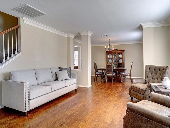 3rd image of 1721 Chase Oaks Dr
