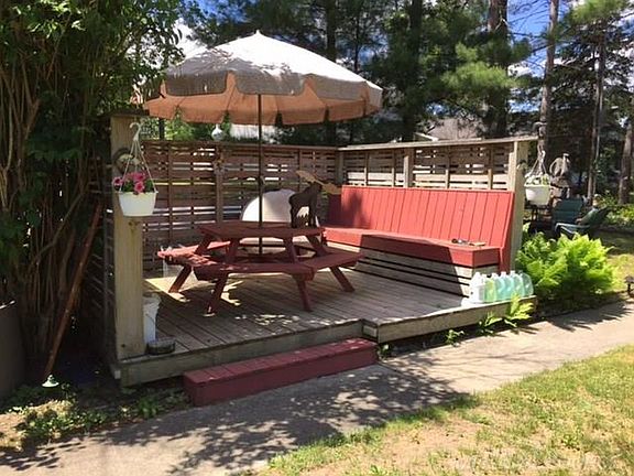 3rd image of 1392 E Long Lake Dr