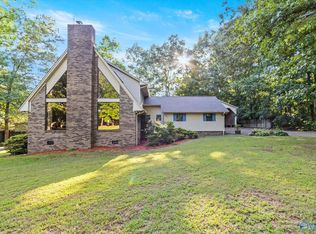 2039 Hickory Trl NE, Arab, AL 35016