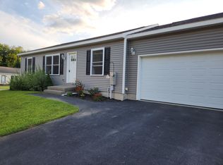 6 Buttonbush Ln, Auburn, ME 04210